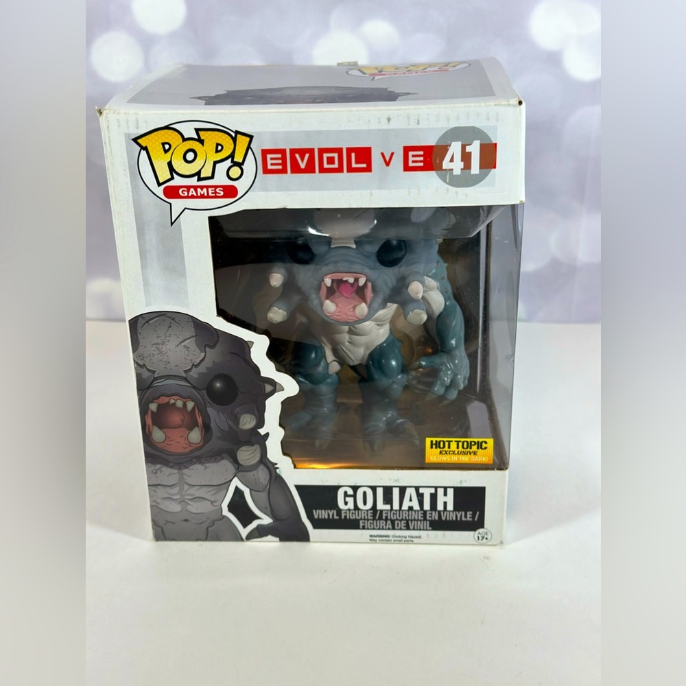 Pop Games 41 Evolve Goliath Glow in The Dark Vinyl Figure 6" Hot Topic Exclusive